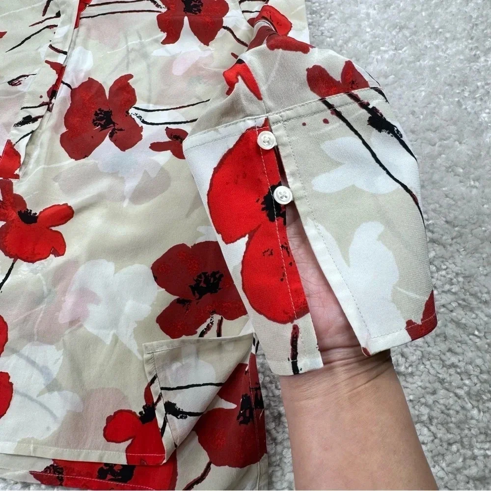 J. Crew 💯% Silk Blouse in ivory poppy floral print. Size Small. Lightweight